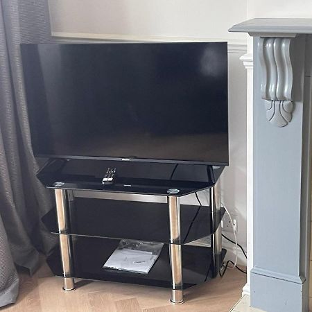 Lovely, Recently Refurbished Four Bedroom House.. Londres Exterior foto