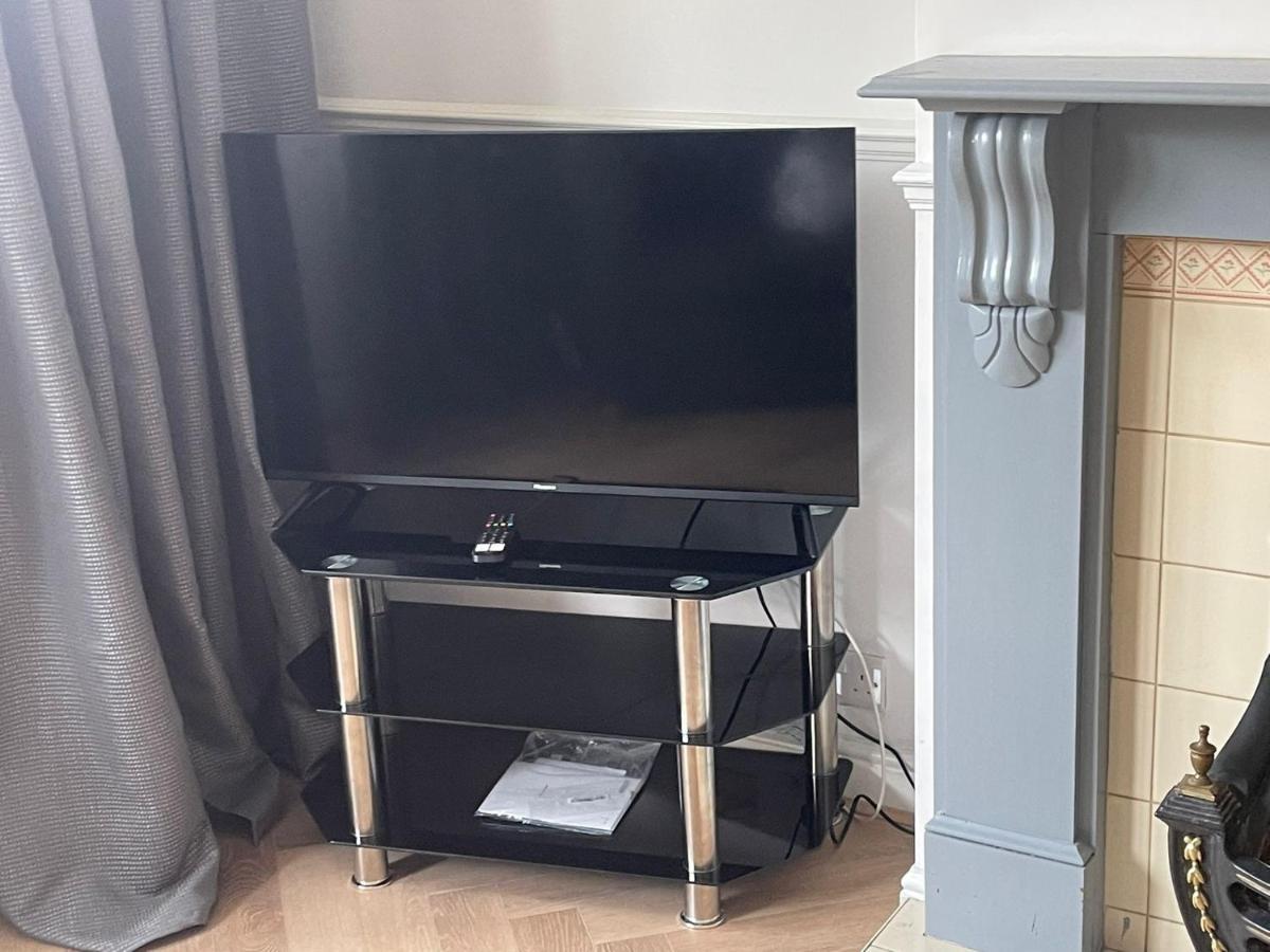 Lovely, Recently Refurbished Four Bedroom House.. Londres Exterior foto